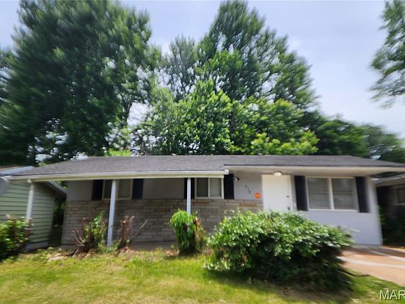 2nd image of 518 Banavie Dr