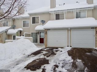 437 Mission Hills Way E, Chanhassen, MN 55317