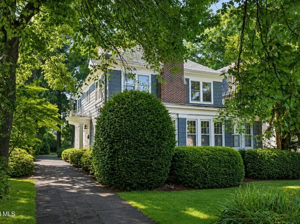 143 Manning Boulevard, Albany, NY 12203