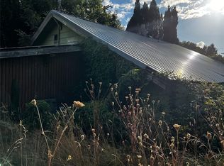 151 2nd St E, Onalaska, WA 98570