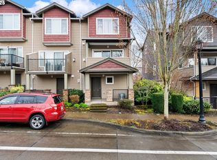 342 NE Edgeway Dr, Hillsboro, OR