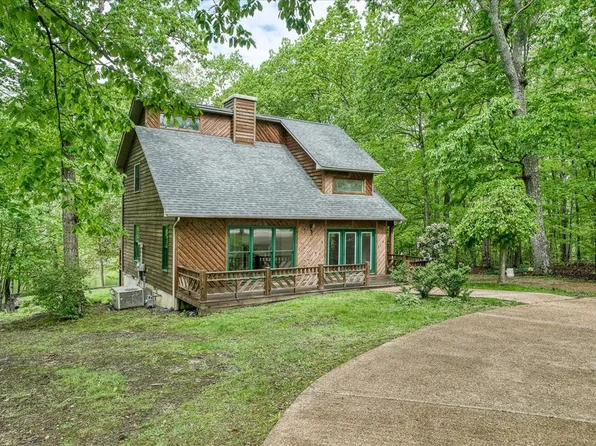 113 Laurel Dr, Jamestown, TN 38556