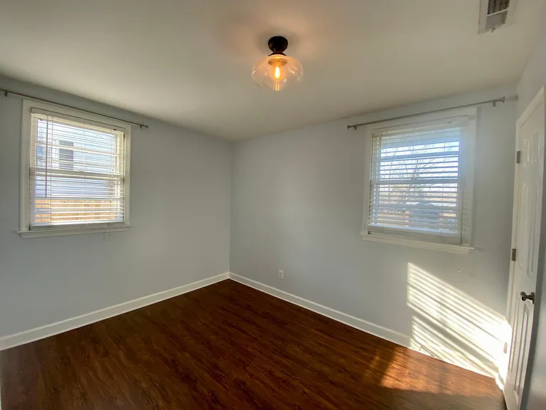 5536 Halwis St — Photo 16