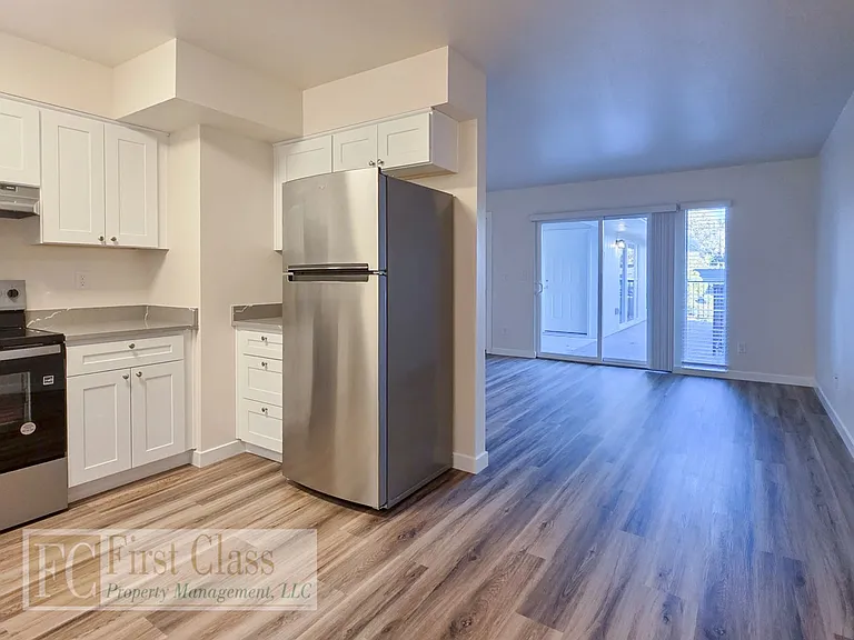 Westview Terrace — Photo 64