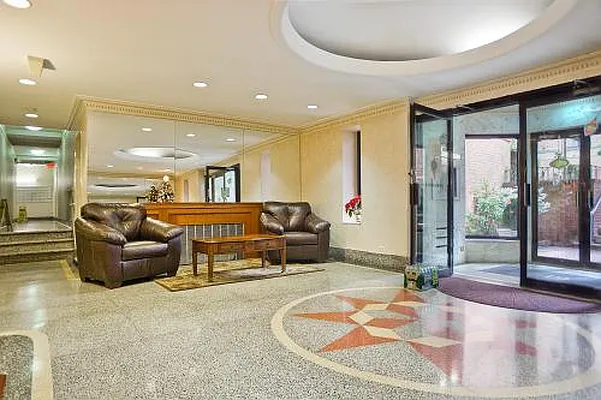 Sold by Fillmore | media 24