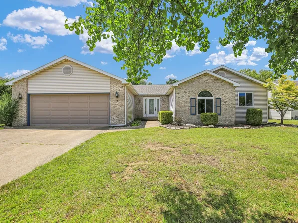 603 Laurel Dr, Saint Joseph, IL 61873