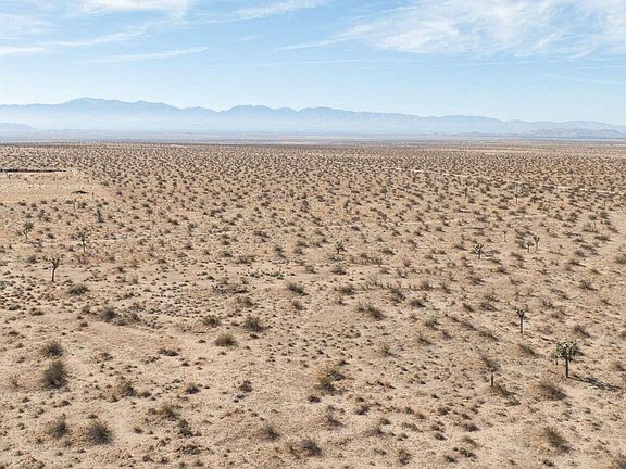 4th image of 227th St E