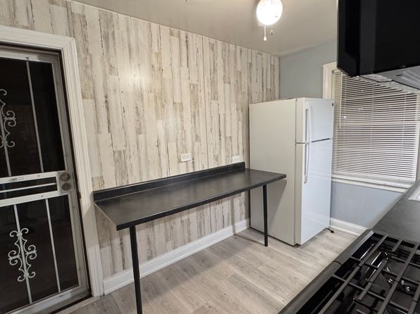 1949 W Albion Ave #1