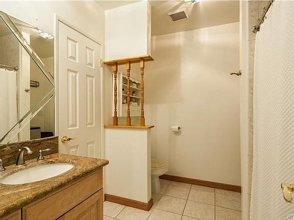 5th image of 1711 Grismer Ave APT 90