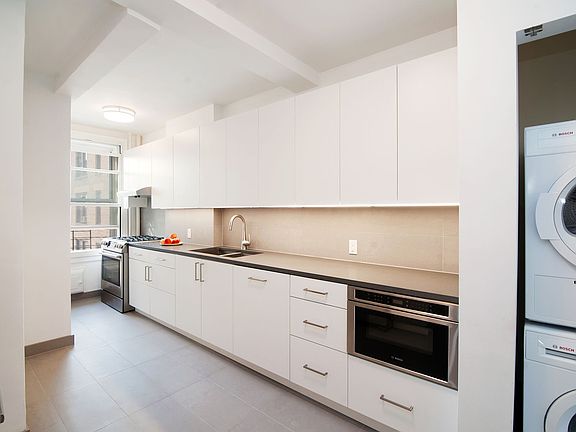4th image of 130 Martense St APT 4B