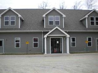 87 River St, Warrensburg, NY 12885