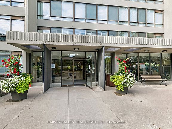 2nd image of 65 Skymark Dr #204