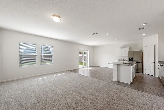 19507 Cloudy Bay Dr — Photo 4
