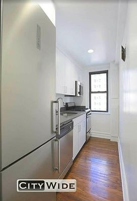 3rd image of 137 E 38th St APT 7H