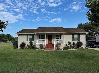 289 River Rd, Milton, WV 25541