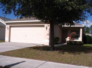 30319 Birdhouse Dr, Zephyrhills, FL 33545