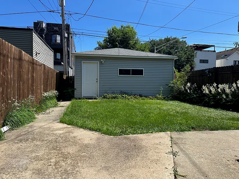 1702 N Fairfield Ave #G — Photo 4