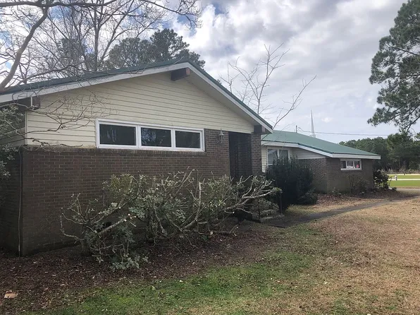 33896 Us Highway 264, Engelhard, NC 27824