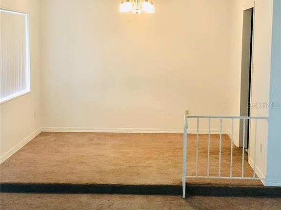 4th image of 622 Saint Dunstan Way