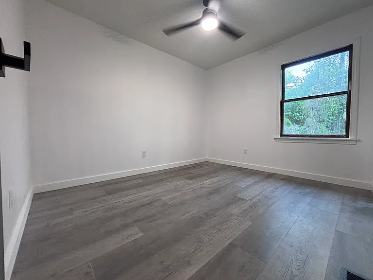 400 3rd Street Pl SW — Photo 6