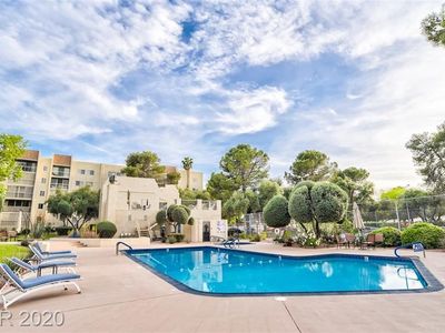 745 N Royal Crest Cir UNIT 112, Las Vegas, NV, 89169