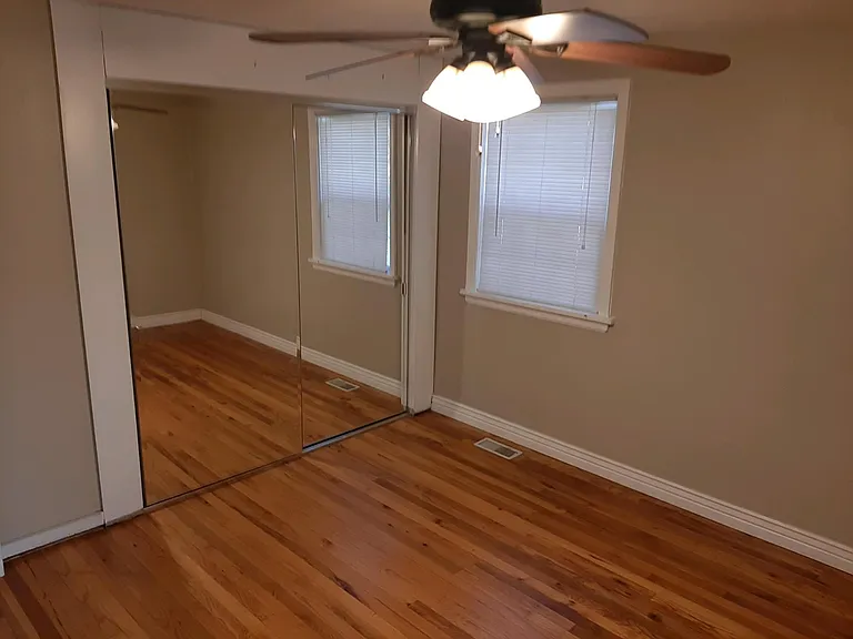 1108 S Longmont Ave — Photo 9