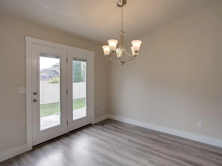 3694 S Veneto Ave — Photo 6