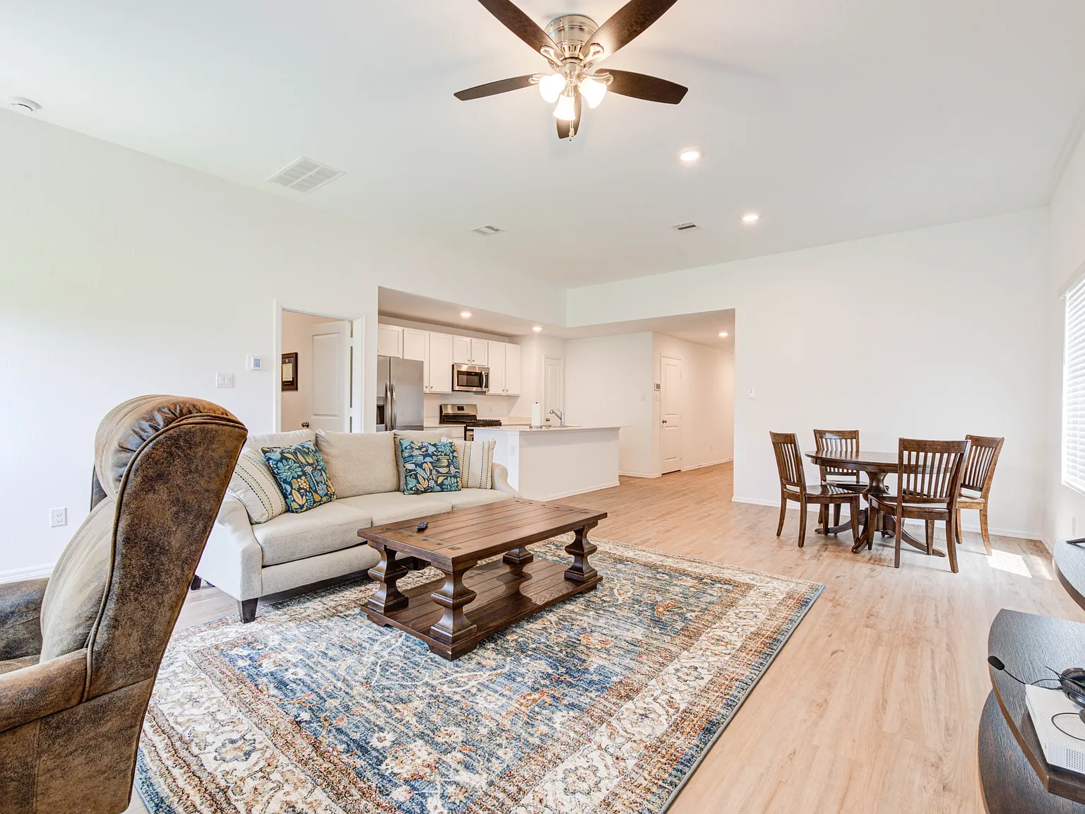 1496 Twilight Green Drive - 1 — Photo 3
