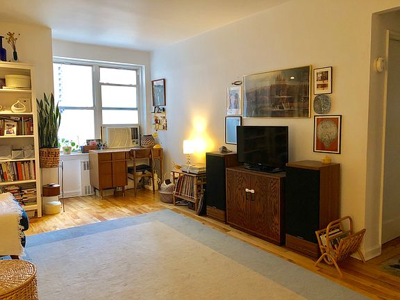 4th image of 39-45 51st St #2C