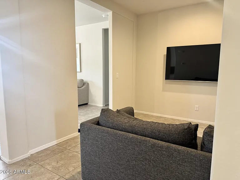 1090 W Beacon Dr — Photo 11
