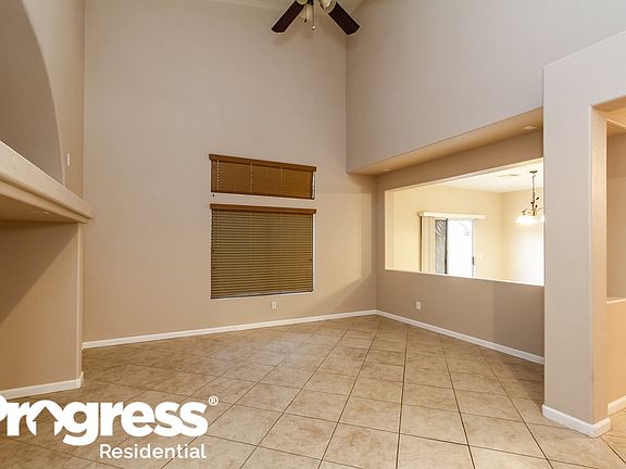 3rd image of 6879 Crystal Rapids St