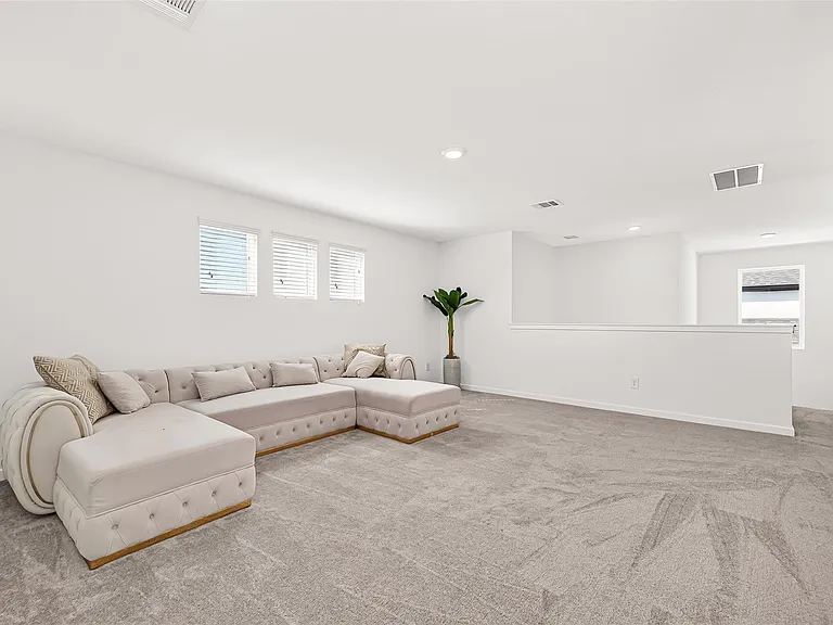 7619 Rainflower Field Dr — Photo 31