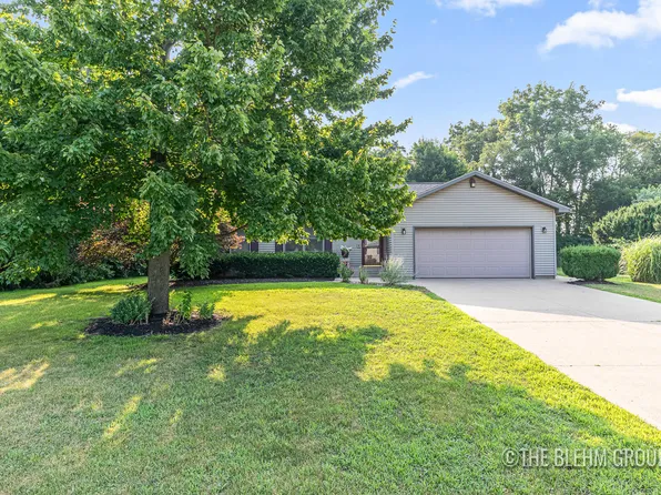 115 Shirley Ave, White Pigeon, MI 49099