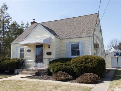 1969 Lincoln Ave, East Meadow, NY, 11554