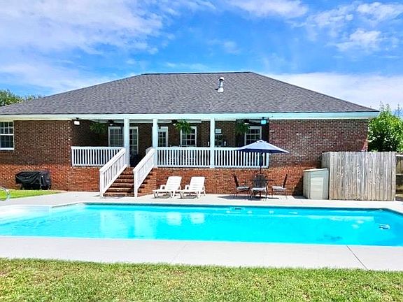 4th image of 218 Mayfield Dr