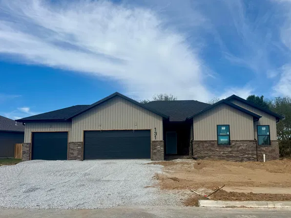 131 E Teakwood Avenue, Clever, MO 65631