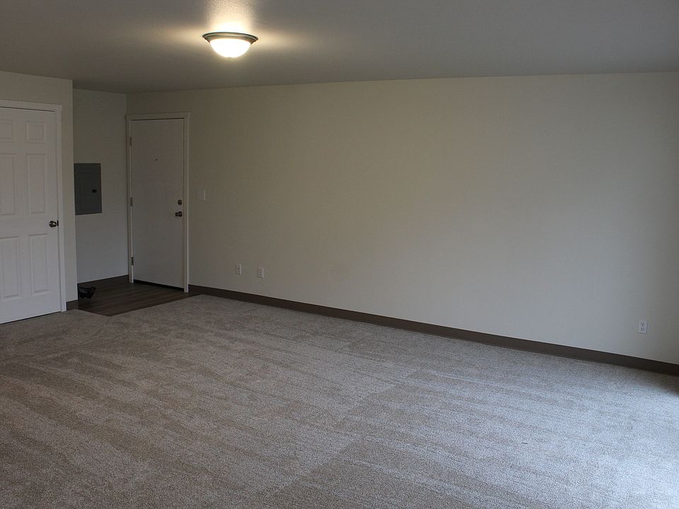 1st image of 219 125th St S #213B
