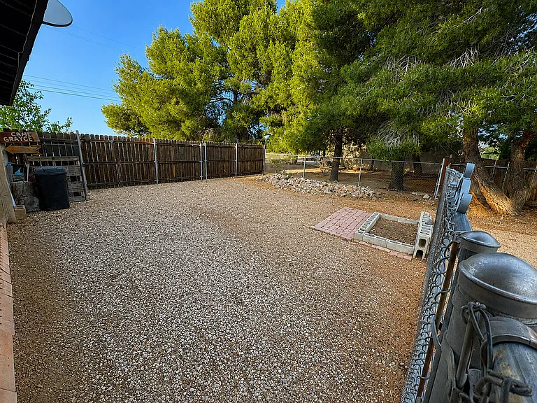 20423 Yucca Loma Rd #0 — Photo 12