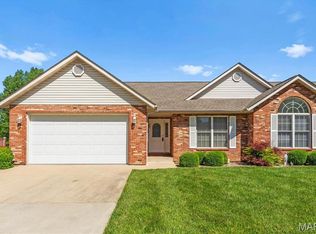 7617 Baxter Dr, Belleville, IL 62223