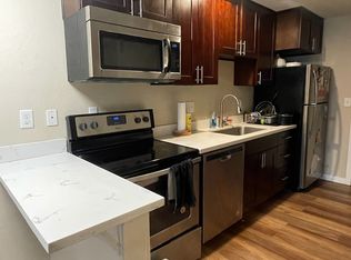 630 SW 149th St #201, Seattle, WA 98166