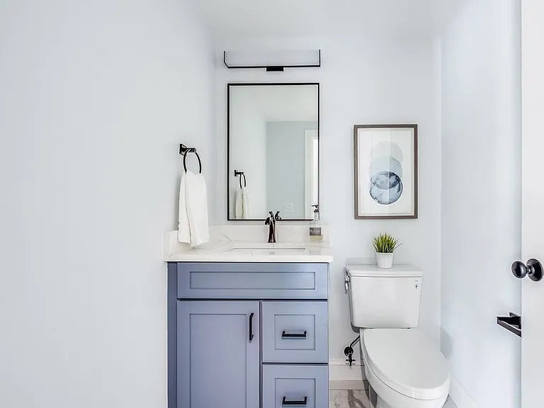 451 Essex St #2 — Photo 10