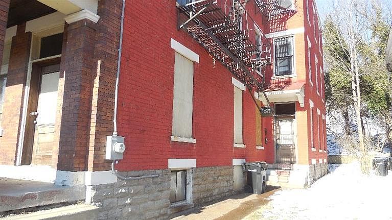 1st image of 3488 Vine St