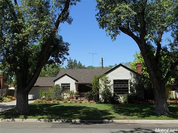 2nd image of 311 Bonita Ave