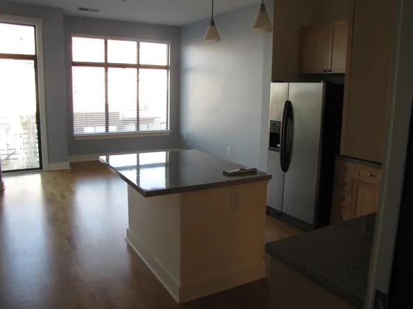810-421 W 4th St, Winston Salem, NC 27101