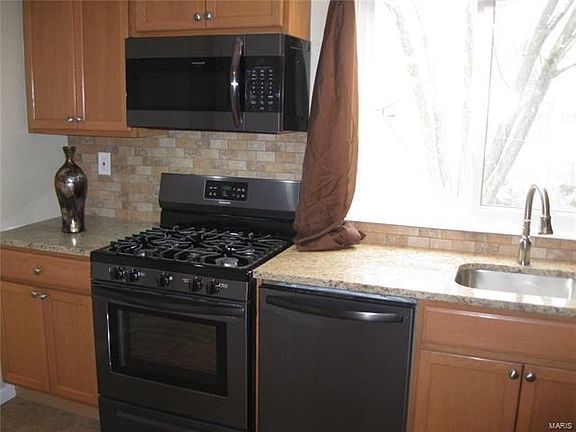 4th image of 12200 Belwyn Dr