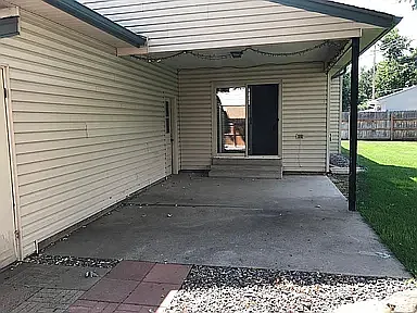 1749 S Flower St — Photo 25