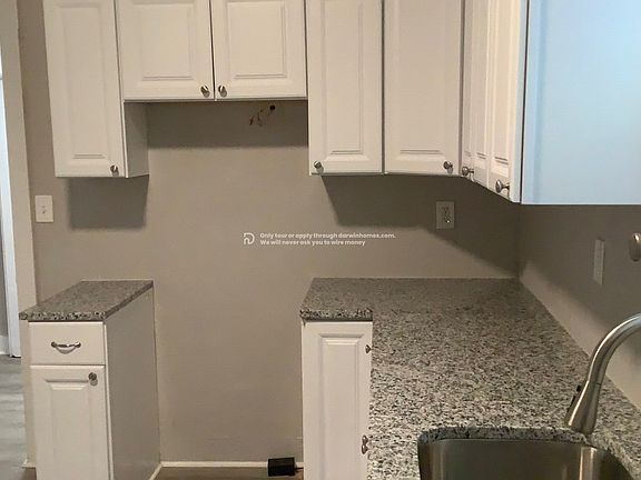 5th image of 2533 Chestnut Ave