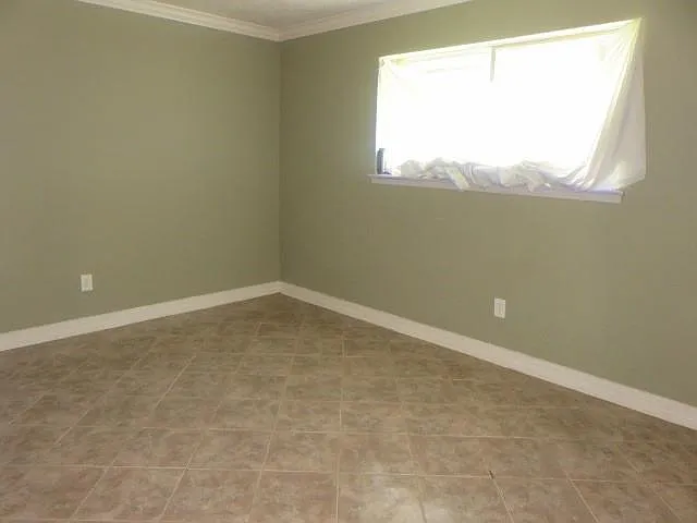 8811 Burford Ln — Photo 16