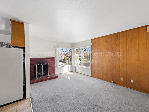 4th image of 1824 Central Ave #D