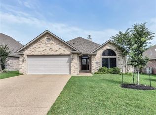 102 Roucourt Loop, College Station, TX 77845